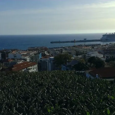 Welcometoourparadise B&w * Funchal (Madeira)